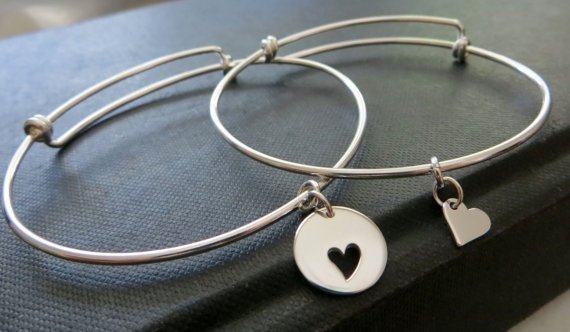 Mother of the bride gift, mother daughter sterling silver bangle, mother of the bride heart bracelet, matching set, wedding gift, Christmas - RayK designs
